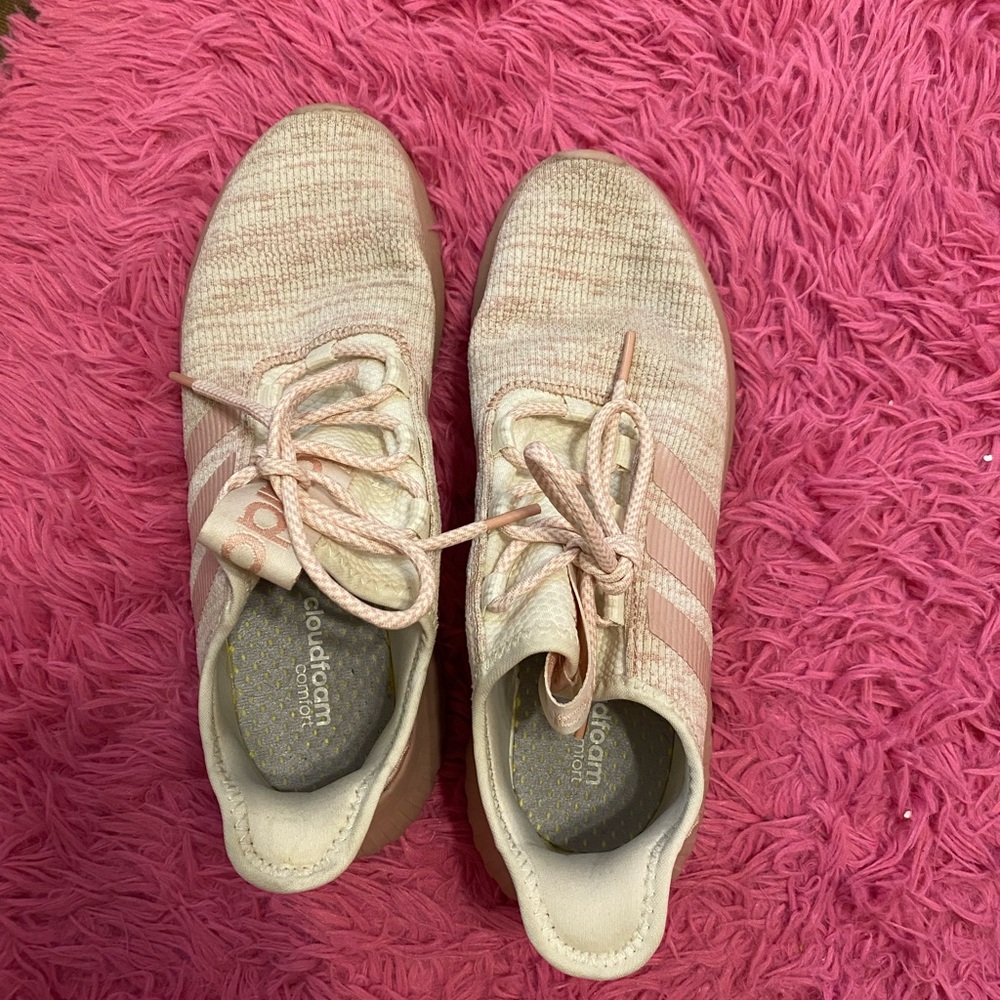 Adidas Sneakers